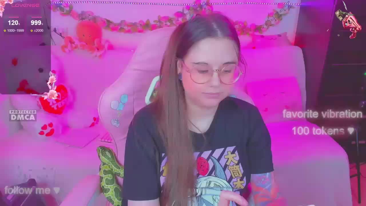 LoliSuccub Live Sex December 17, 2025