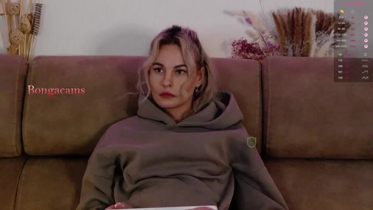 Kocmoc_Katerina Live Sex December 17, 2025