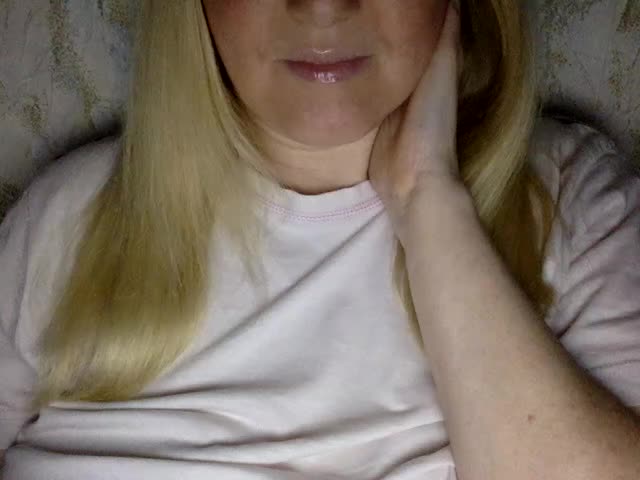 BlondyVio Live Sex December 18, 2025