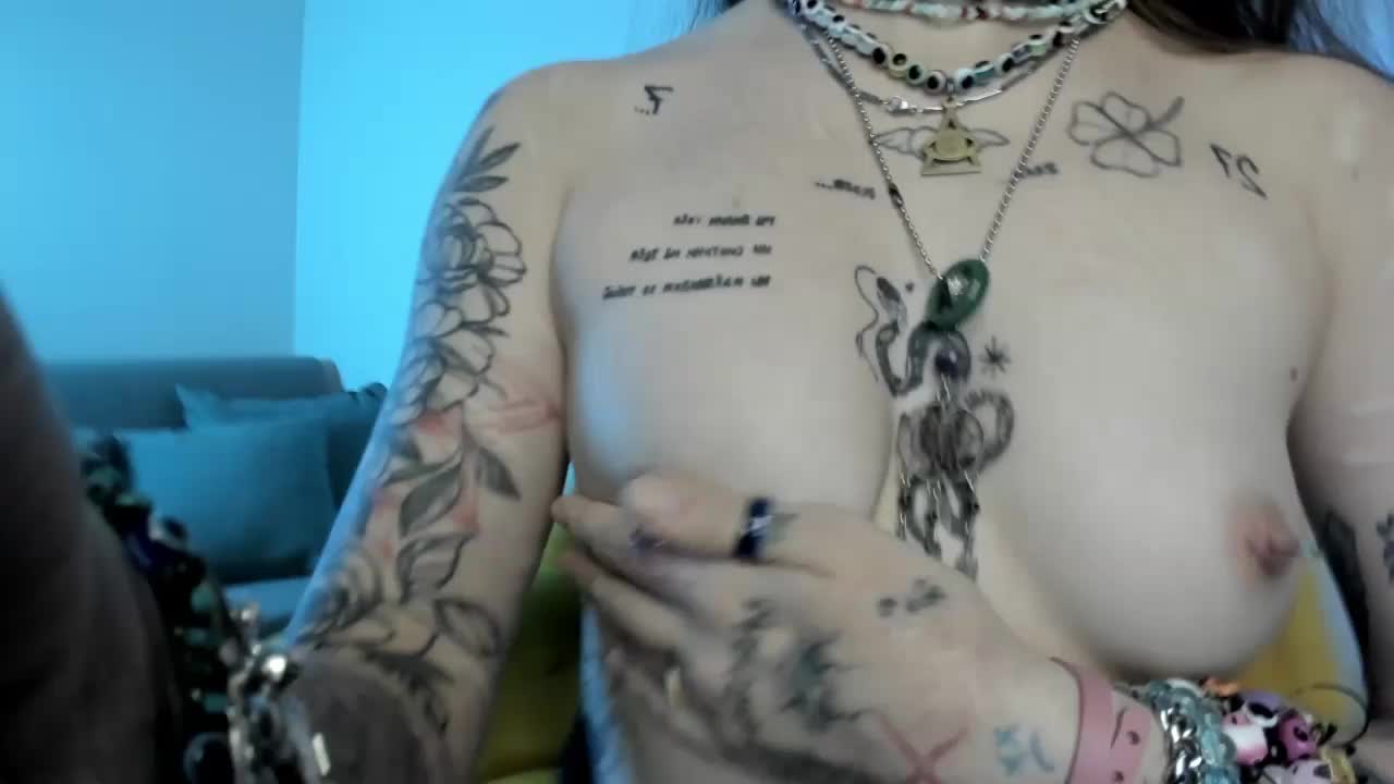 Mary-Xextra Live Sex December 17, 2025