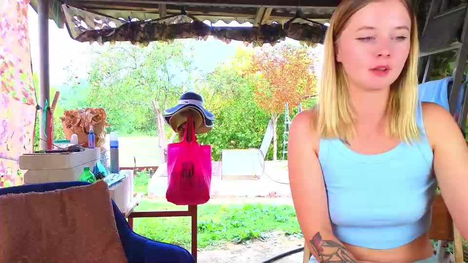 sassy_seasons Live Sex December 17, 2025