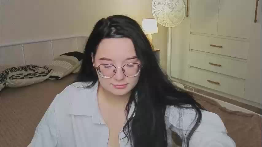 _reverse_gang_ Live Sex December 17, 2025