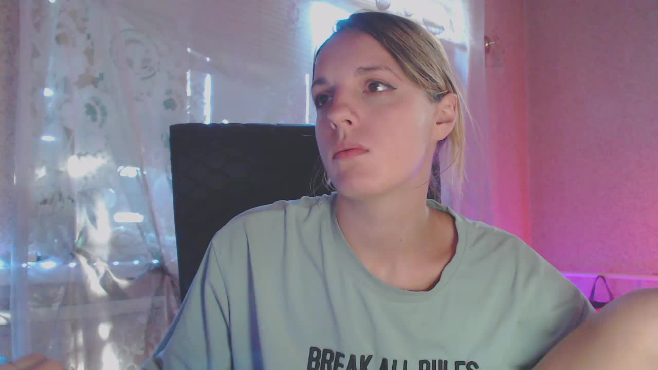 Babymuro4ka Live Sex December 17, 2025