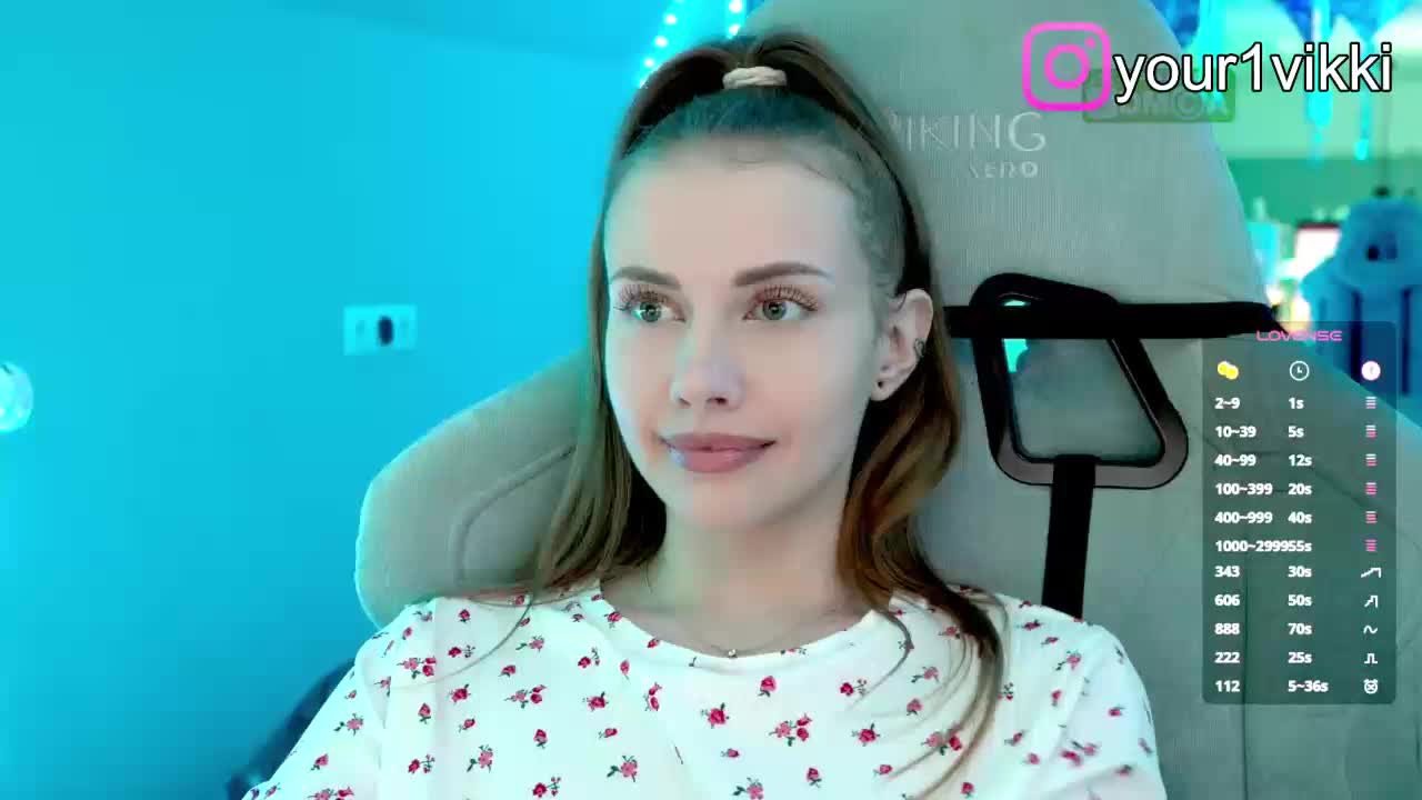 VikkiExtraCheese Live Sex December 19, 2025