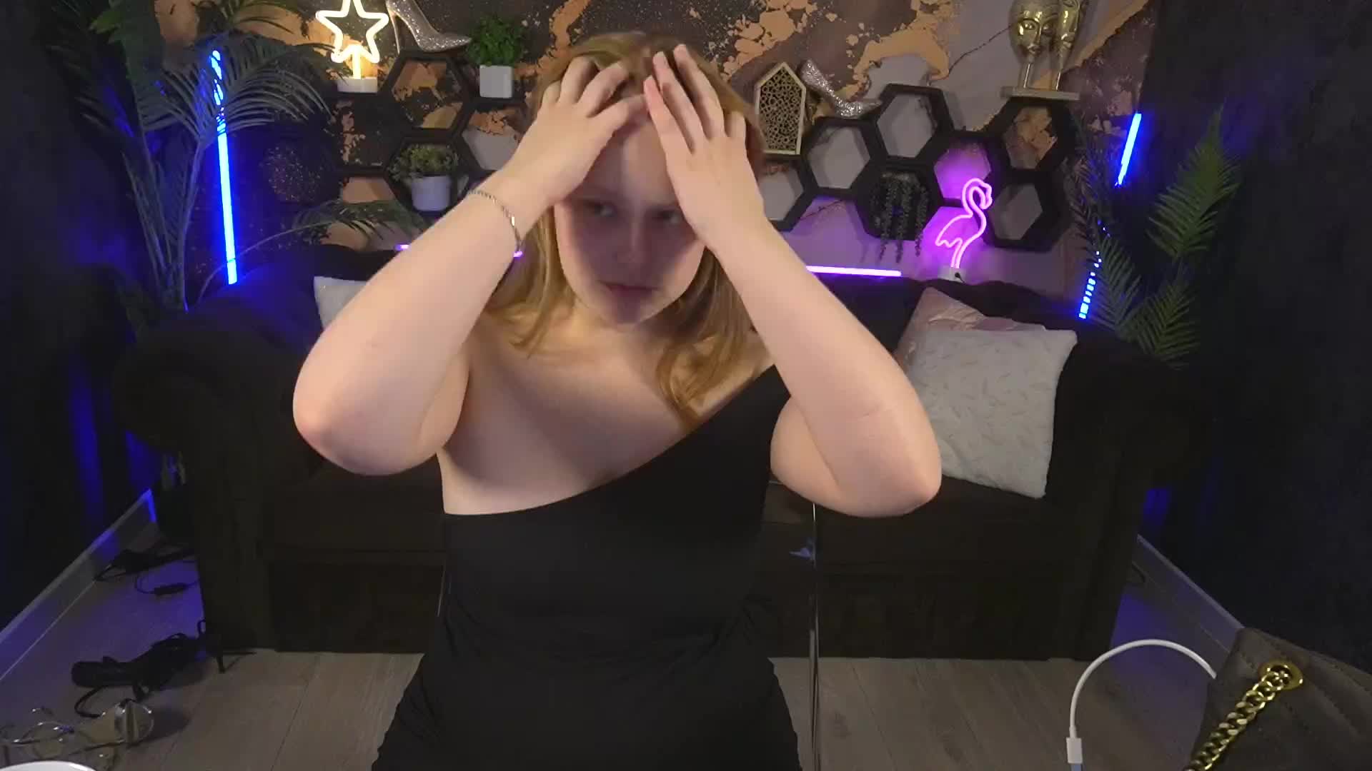 CrystallPaws Live Sex December 18, 2025