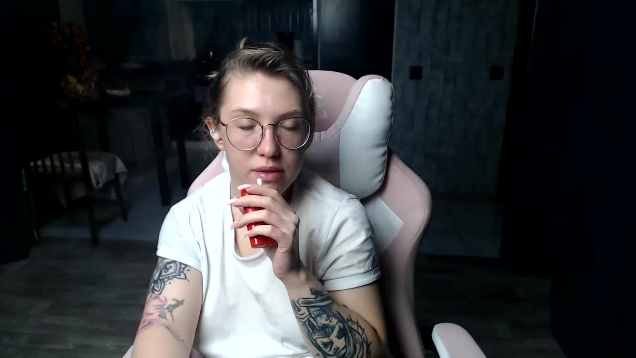 Regimasmile Live Sex December 14, 2025