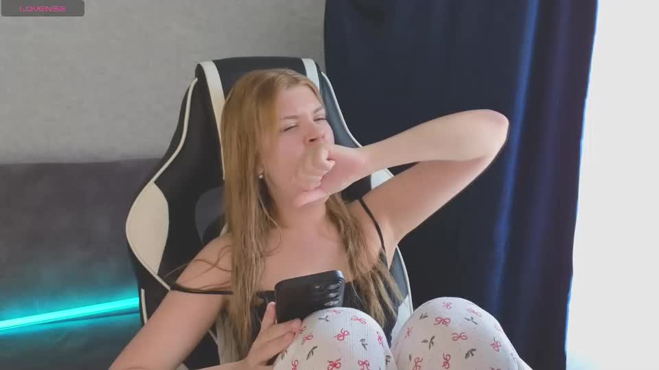 _kirieshka Live Sex December 14, 2025