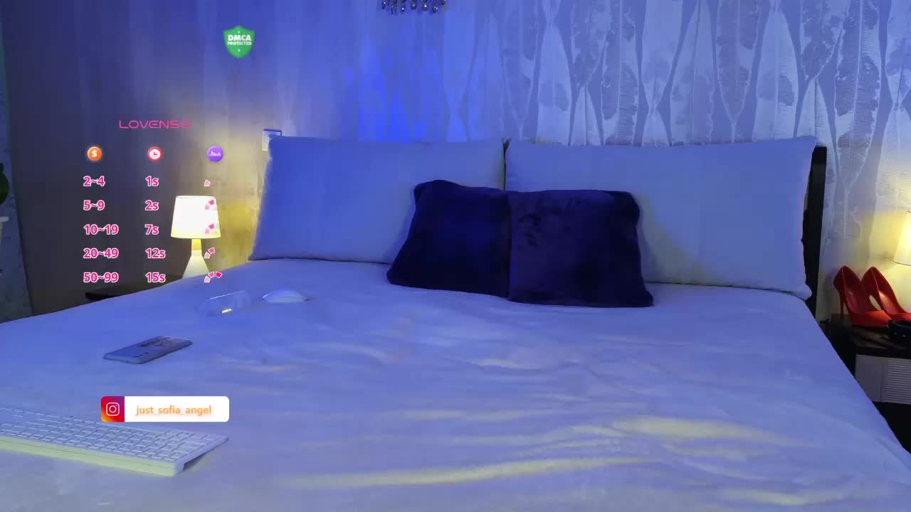 JUST_SOFIA Live Sex December 13, 2025