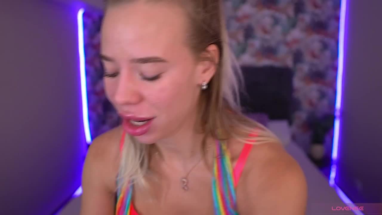 SexyIrinka Live Sex December 18, 2025