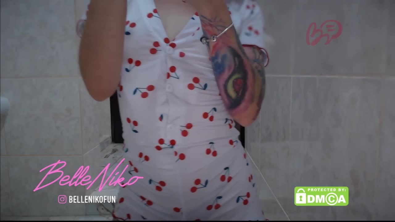 Belleniko Live Sex December 13, 2025