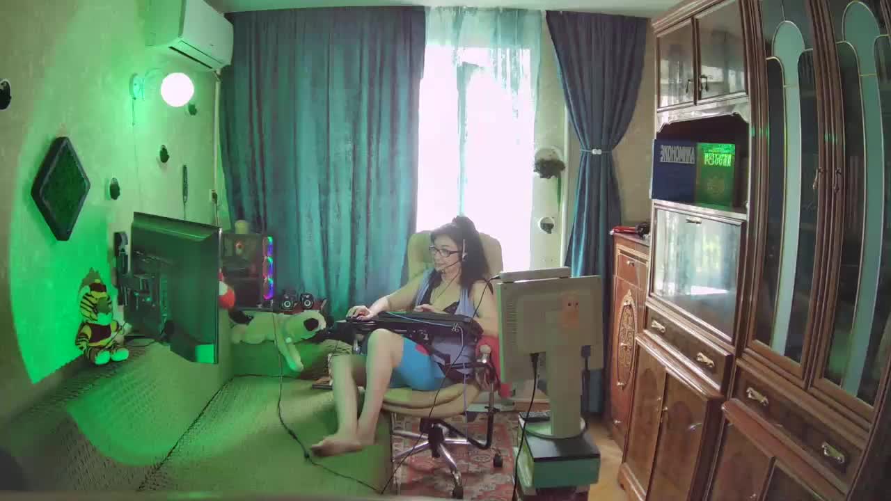 Infodar Live Sex December 18, 2025