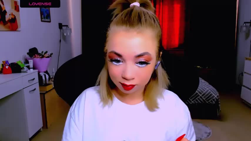 littleSiyfairy Live Sex December 13, 2025