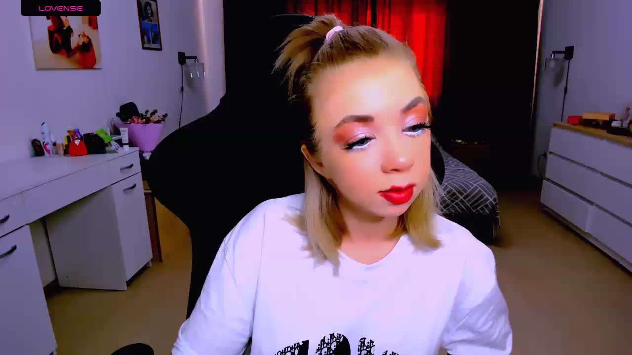 BabyNicole Live Sex December 14, 2025