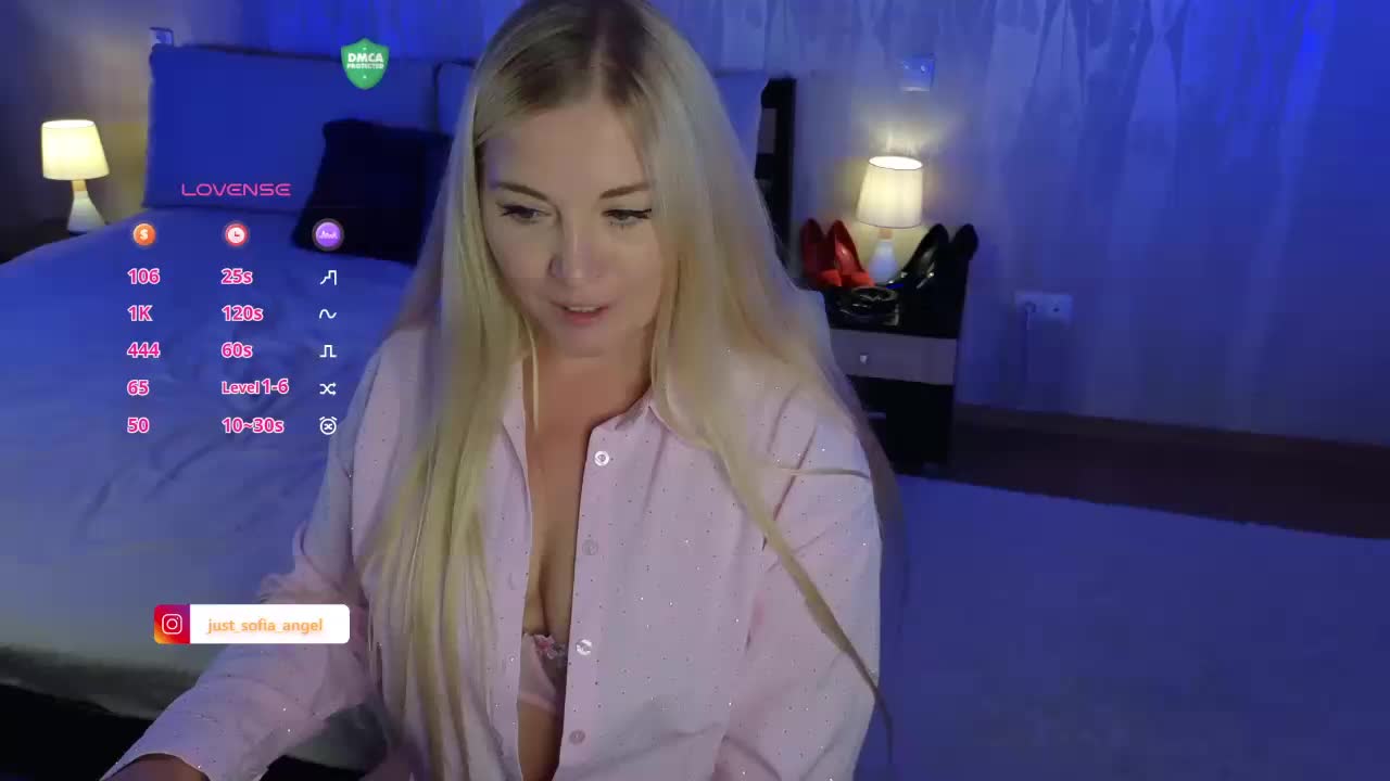 JUST_SOFIA Live Sex December 13, 2025
