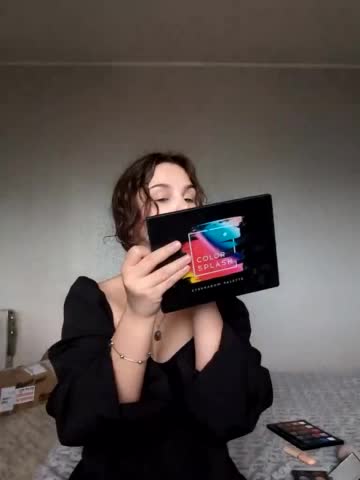 Kikki Live Sex December 13, 2025