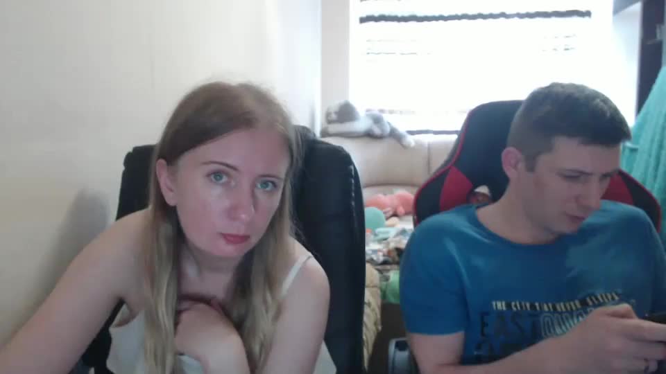 jenisandpeter Live Sex December 20, 2025