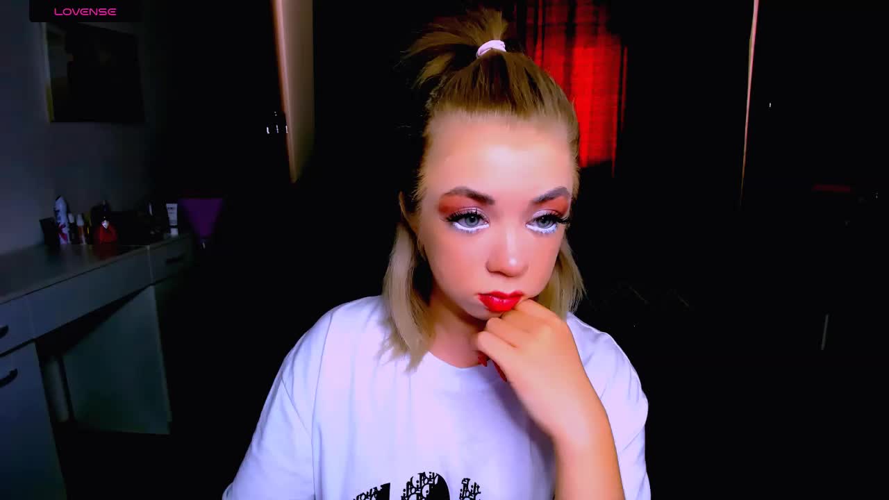 BabyNicole Live Sex December 14, 2025