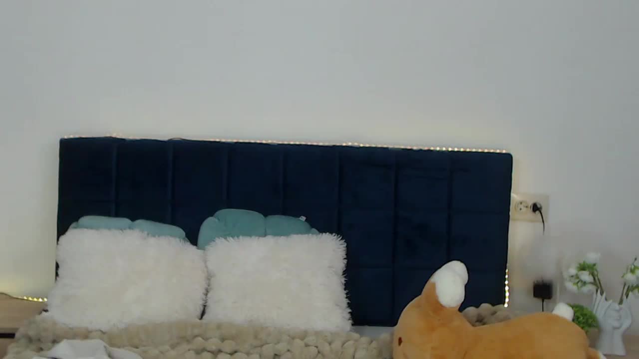 EmilyAngels Live Sex December 12, 2025