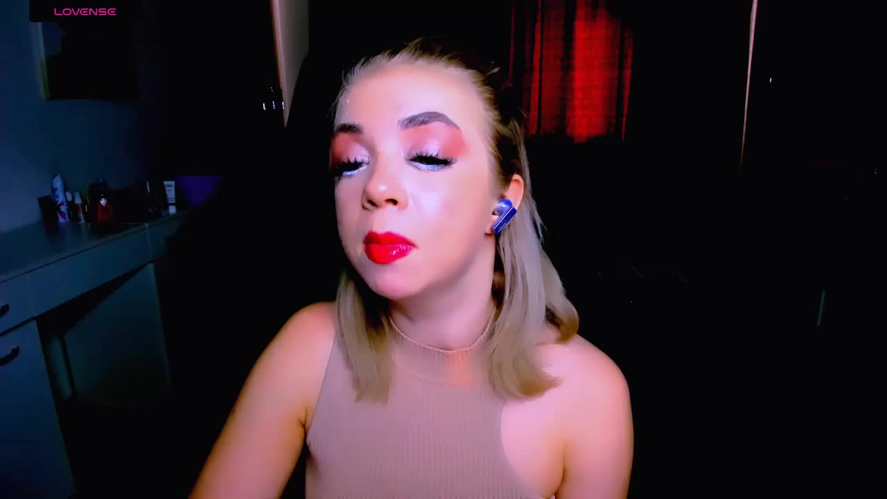 BabyNicole Live Sex December 14, 2025