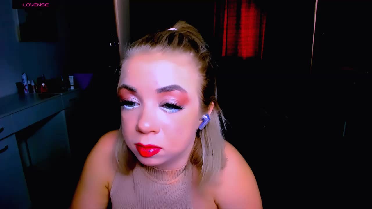 BabyNicole Live Sex December 14, 2025