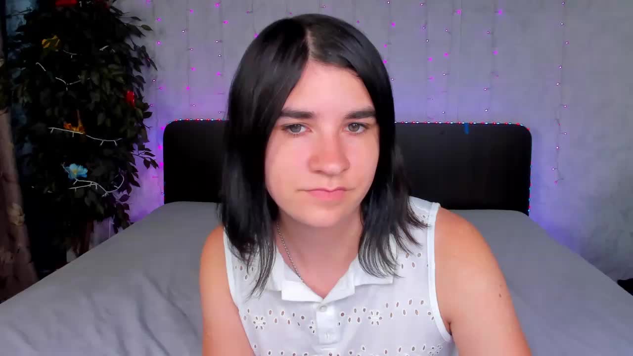 Polly-Love Live Sex December 17, 2025