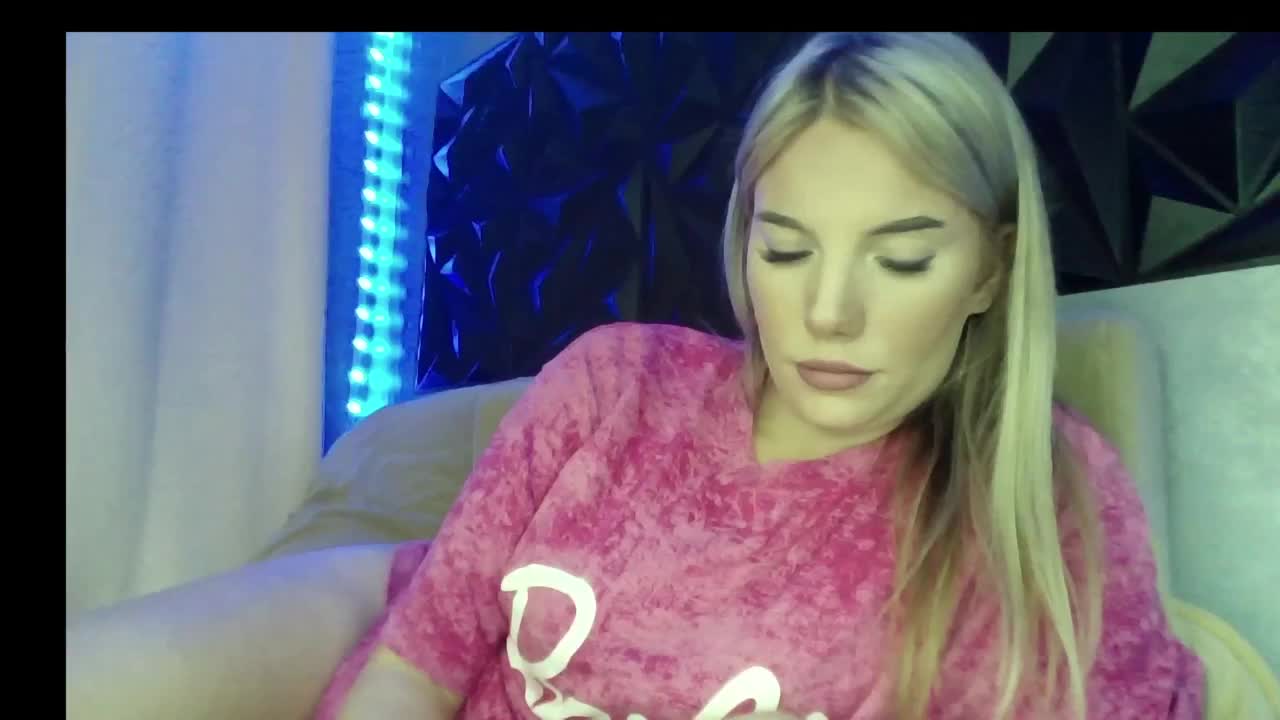 LYALAtop Live Sex December 14, 2025