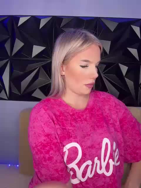 LYALAtop Live Sex December 14, 2025