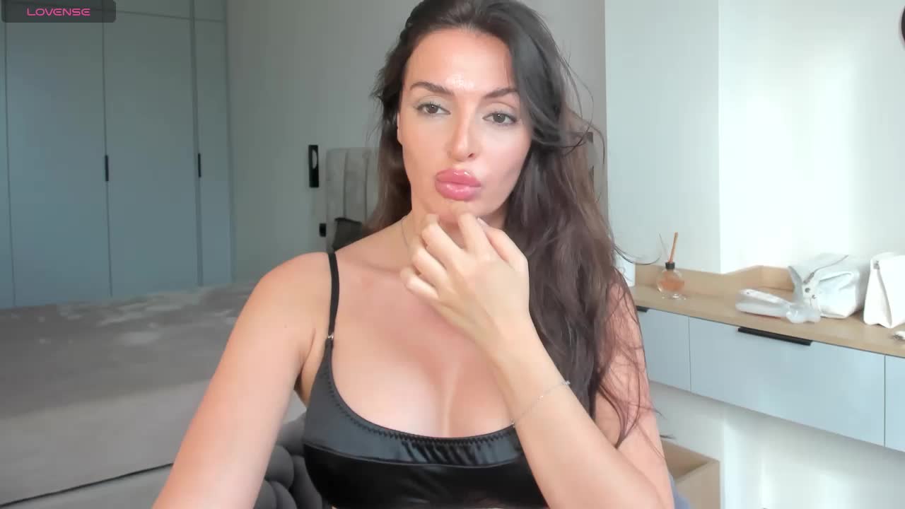 Sexy-Ev3lin Live Sex December 17, 2025