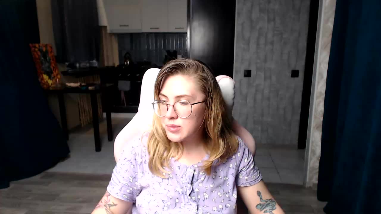 Regimasmile Live Sex December 14, 2025