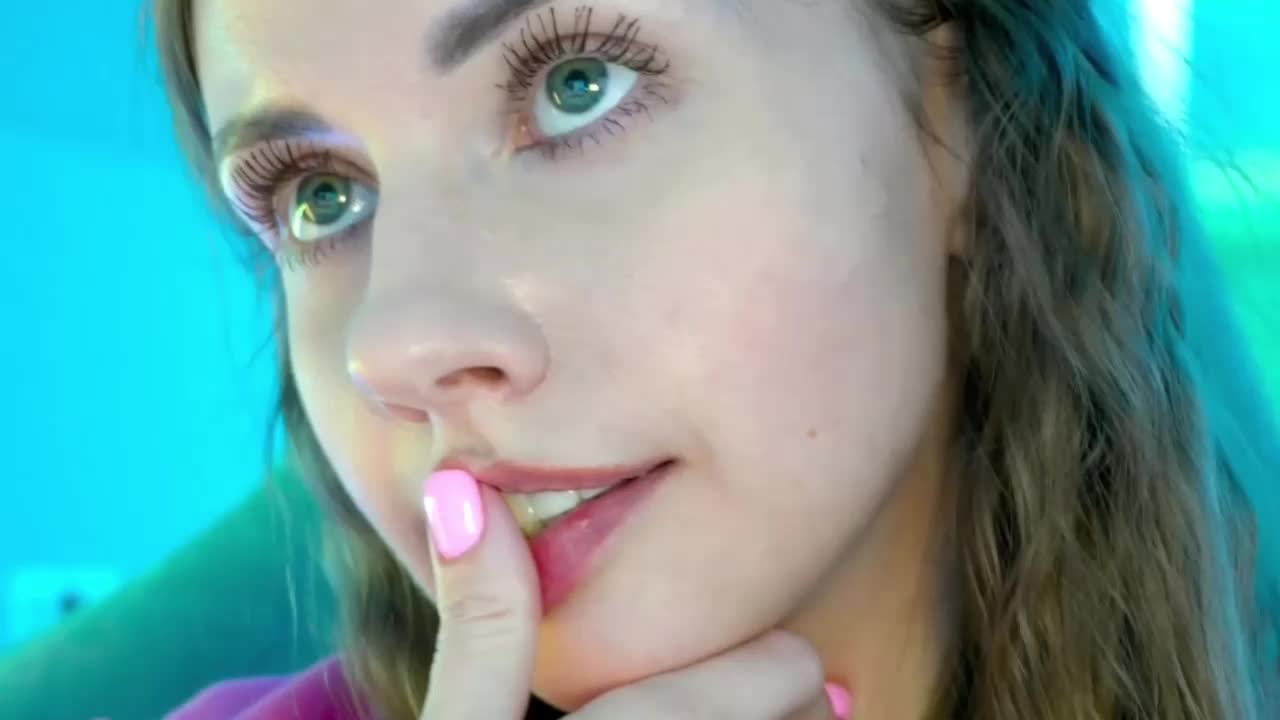 VikkiExtraCheese Live Sex December 19, 2025