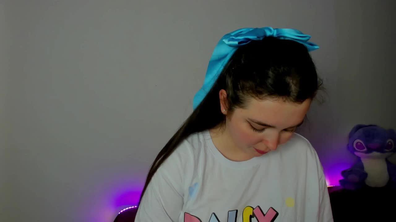 Alicenextdoor Live Sex December 13, 2025