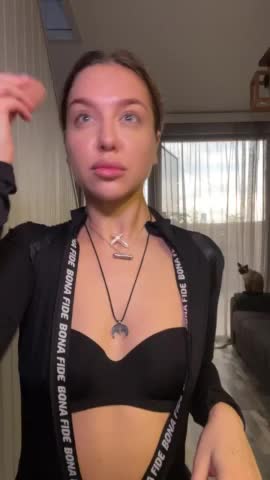 MistressX555 Live Sex December 18, 2025