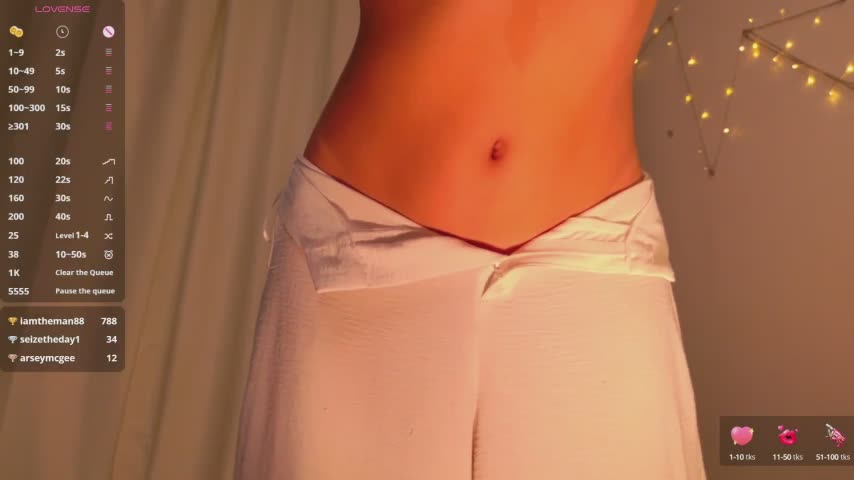 EmiliaDreams Live Sex December 17, 2025