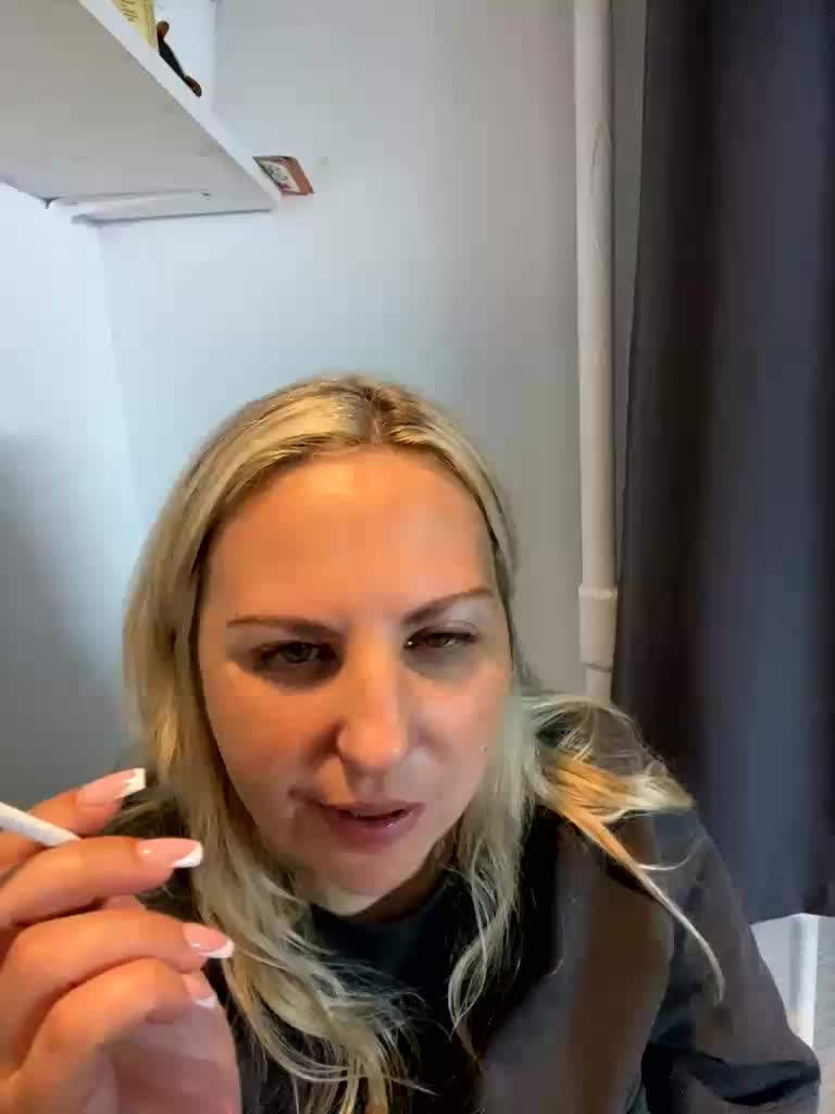 Roksi-8 Live Sex December 13, 2025