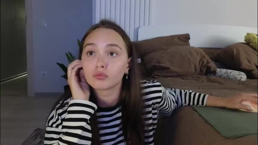 evi_woow Live Sex December 13, 2025