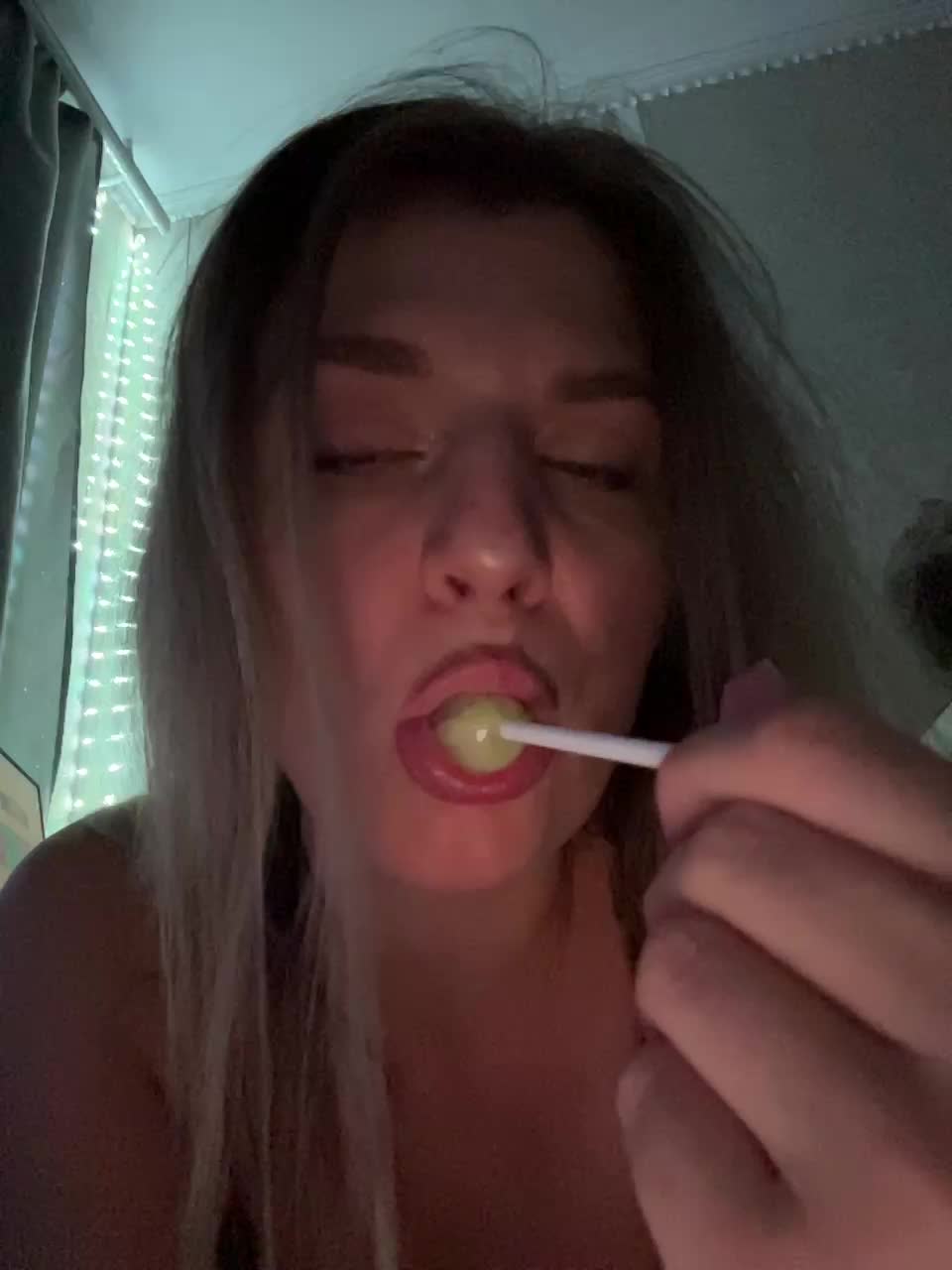 KotiMrrr Live Sex December 17, 2025