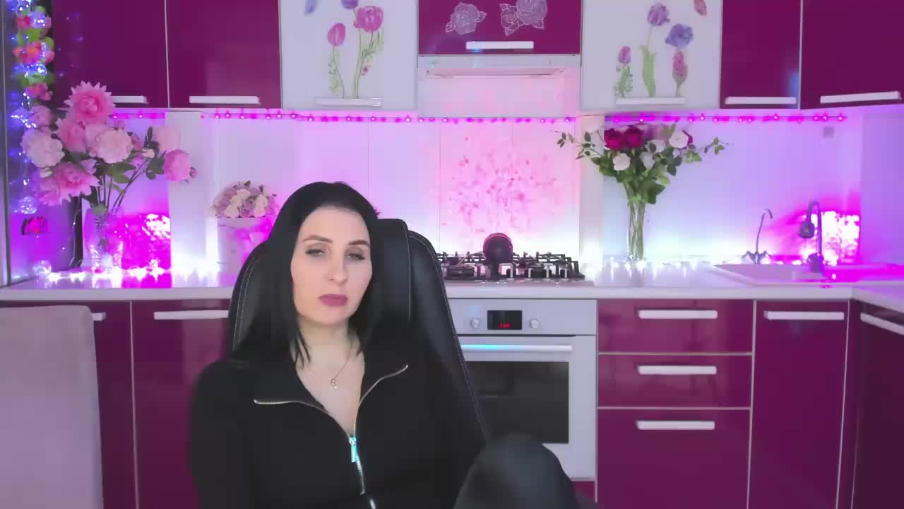 Olivija2020 Live Sex December 18, 2025