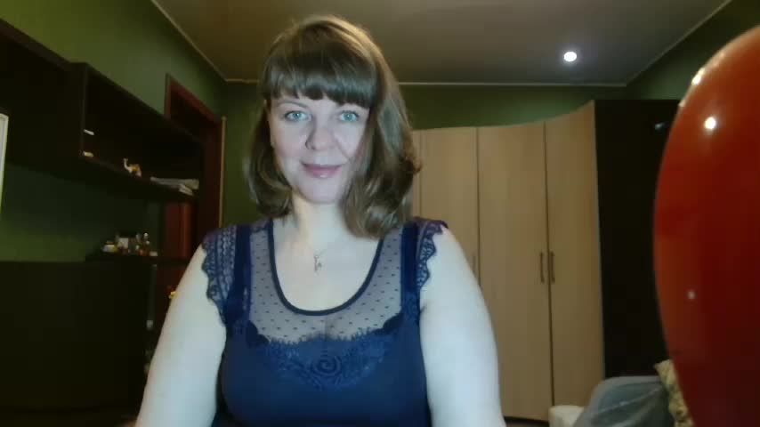 Veronika_Gold Live Sex December 14, 2025