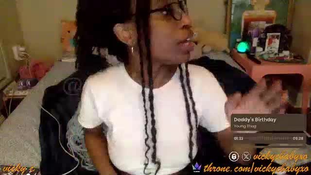 viiickyyy Live Sex December 13, 2025