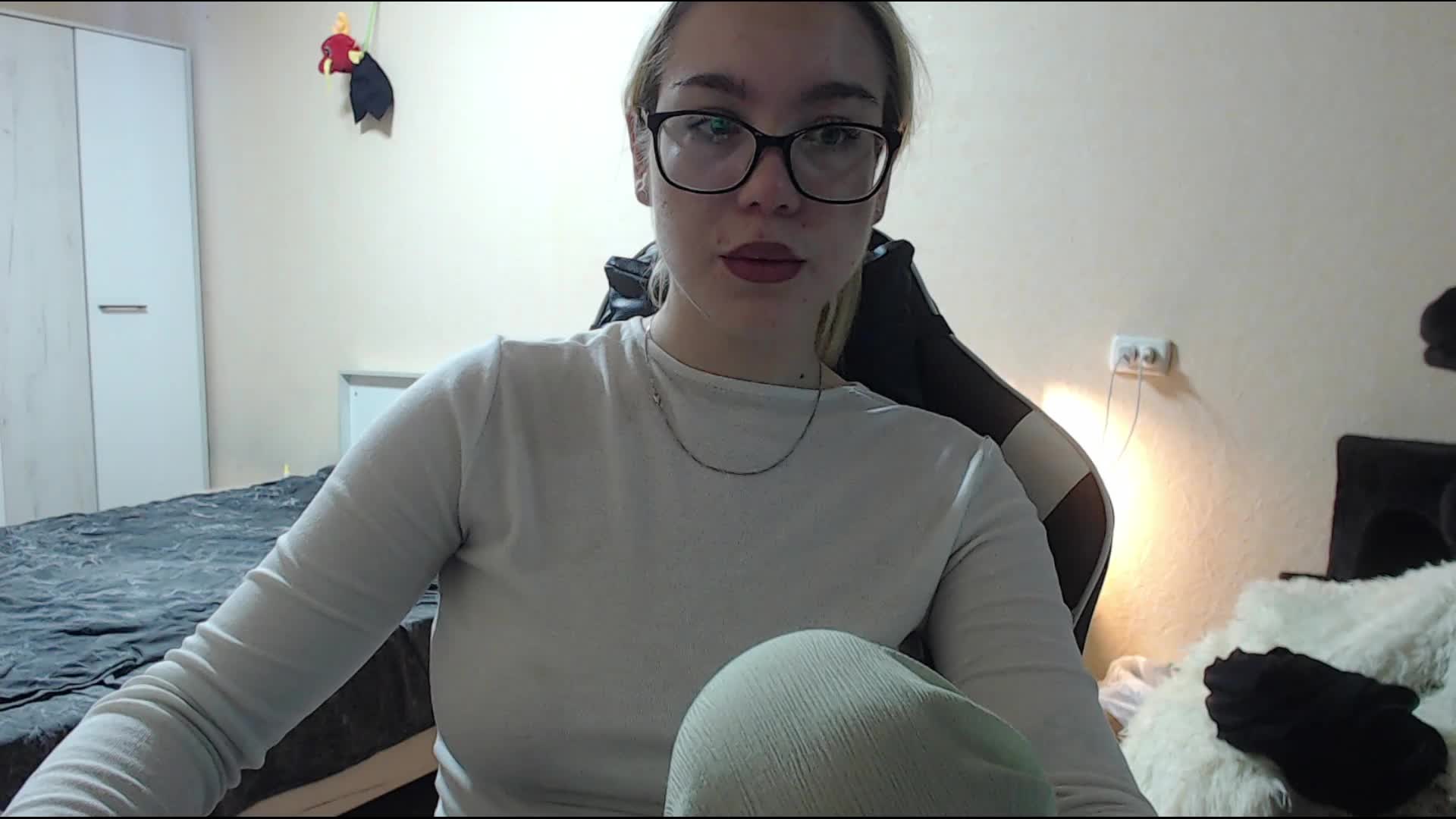 maksisy Live Sex December 18, 2025