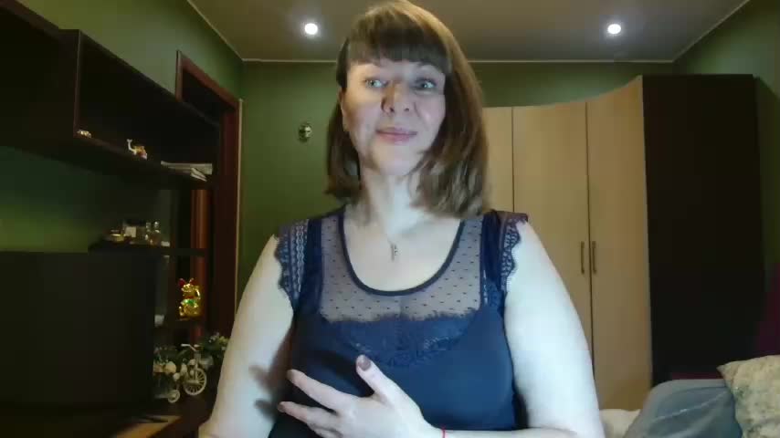 Veronika_Gold Live Sex December 14, 2025
