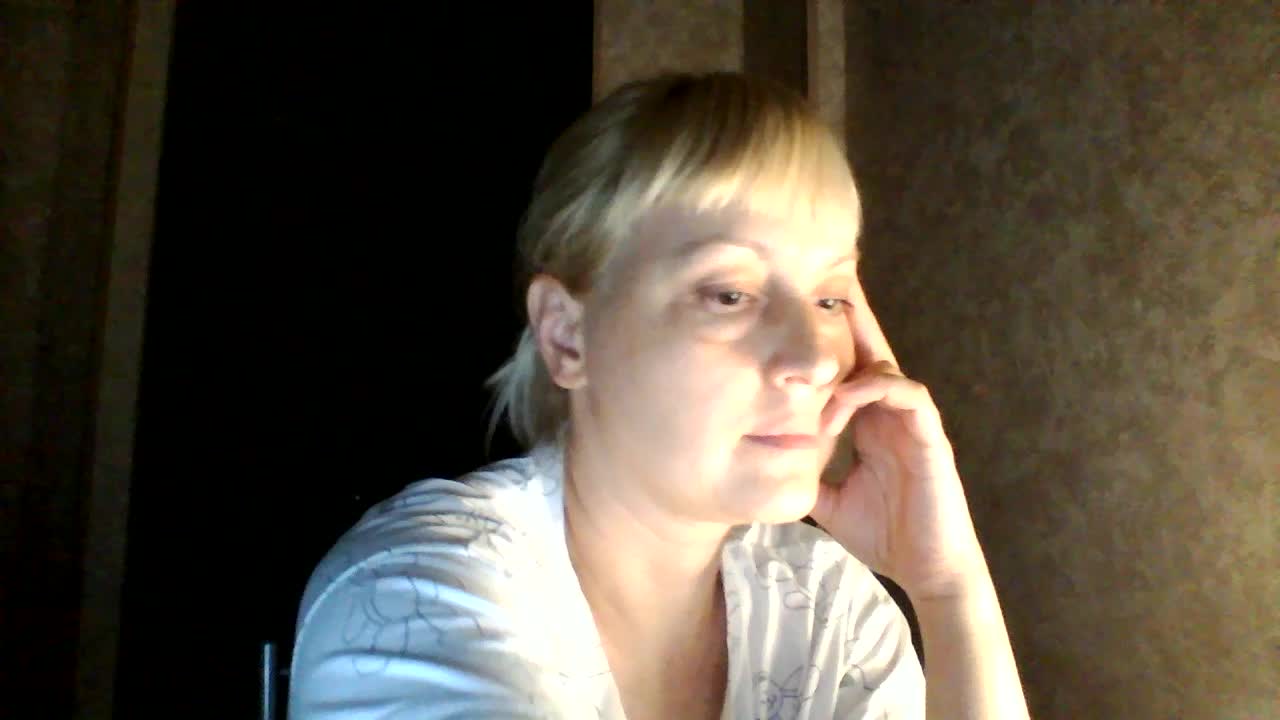 krisss2016 Live Sex December 19, 2025