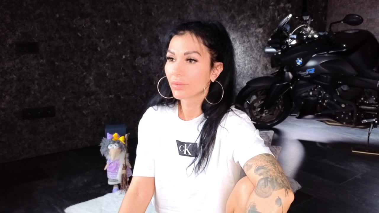 -BABAYAGA- Live Sex December 14, 2025