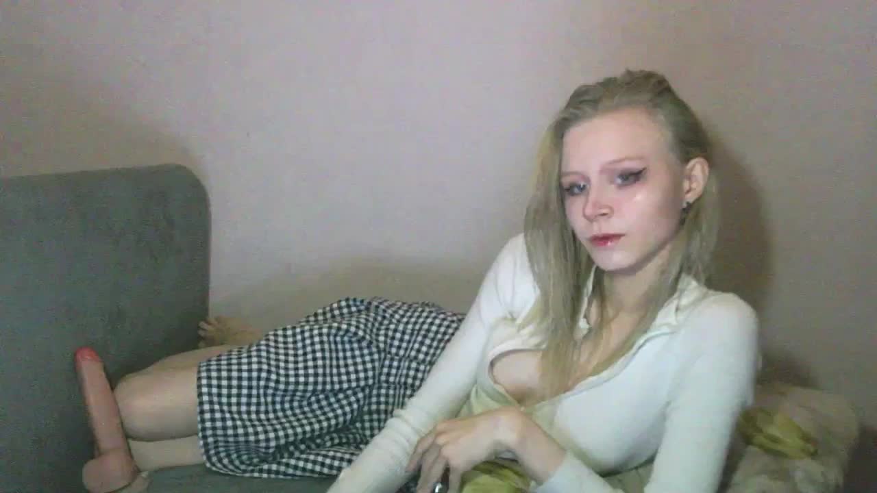 White-snow Live Sex December 17, 2025