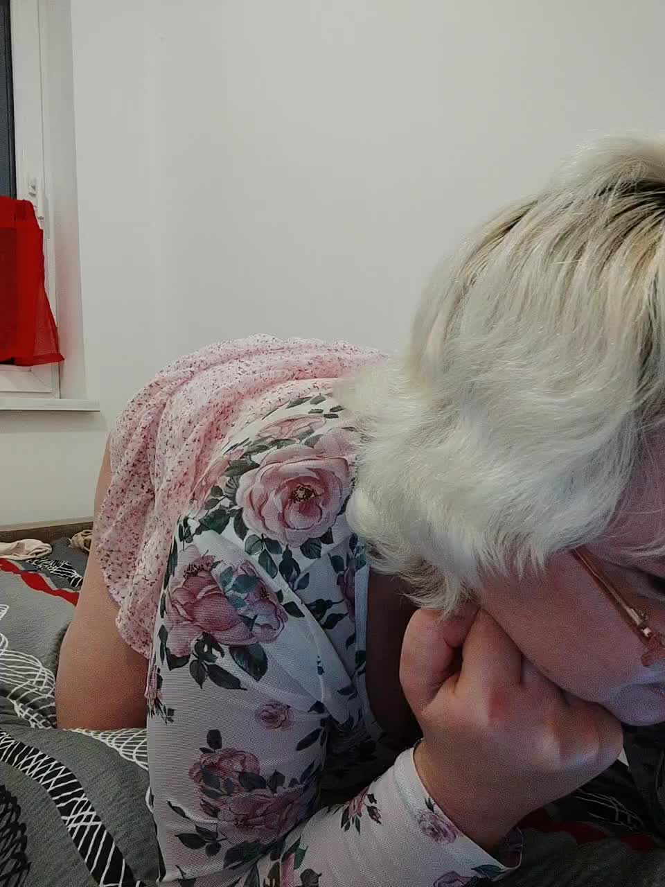 Vika211 Live Sex December 18, 2025