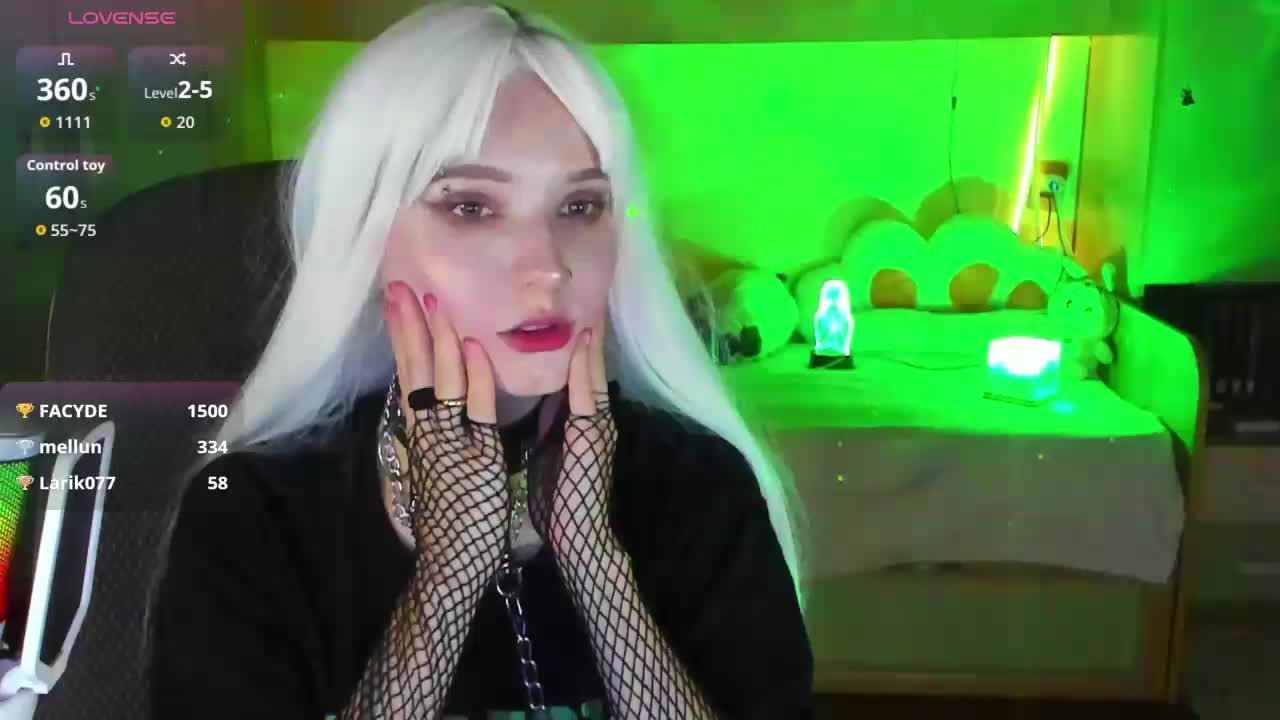 Elven1kiss Live Sex December 13, 2025