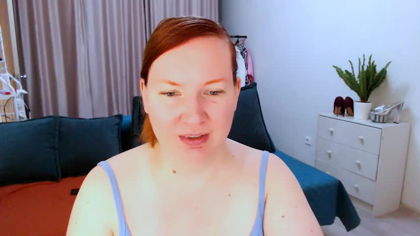GoddessLara Live Sex December 13, 2025