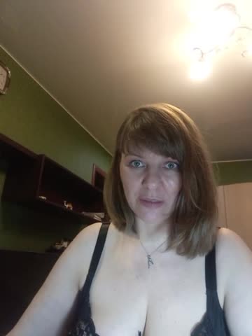 Veronika_Gold Live Sex December 14, 2025