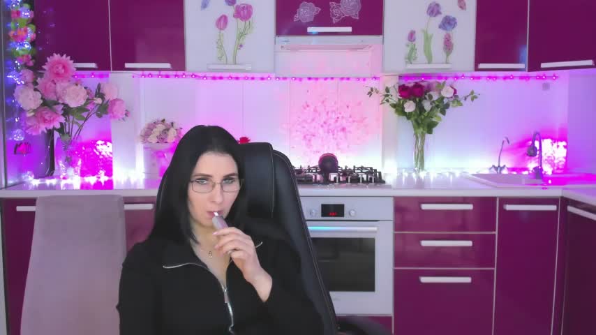 Olivija2020 Live Sex December 18, 2025