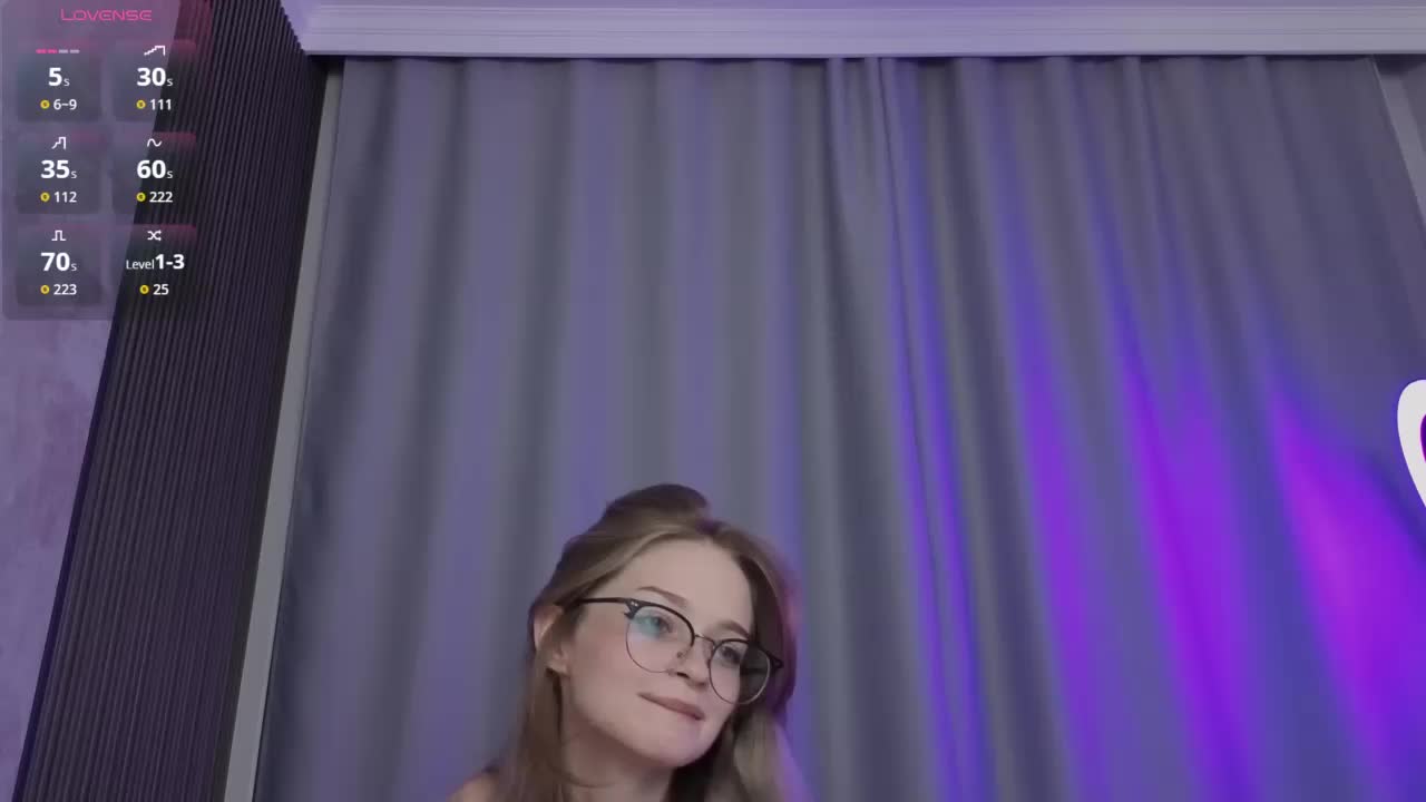 vialeta-baby Live Sex December 17, 2025